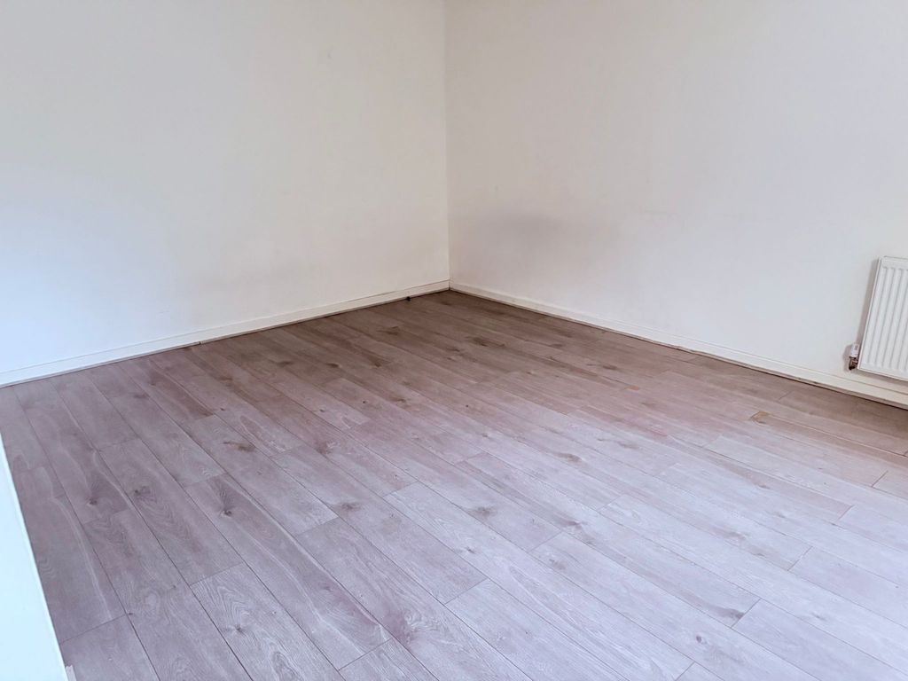 Property photo 2 of 4 Gallery