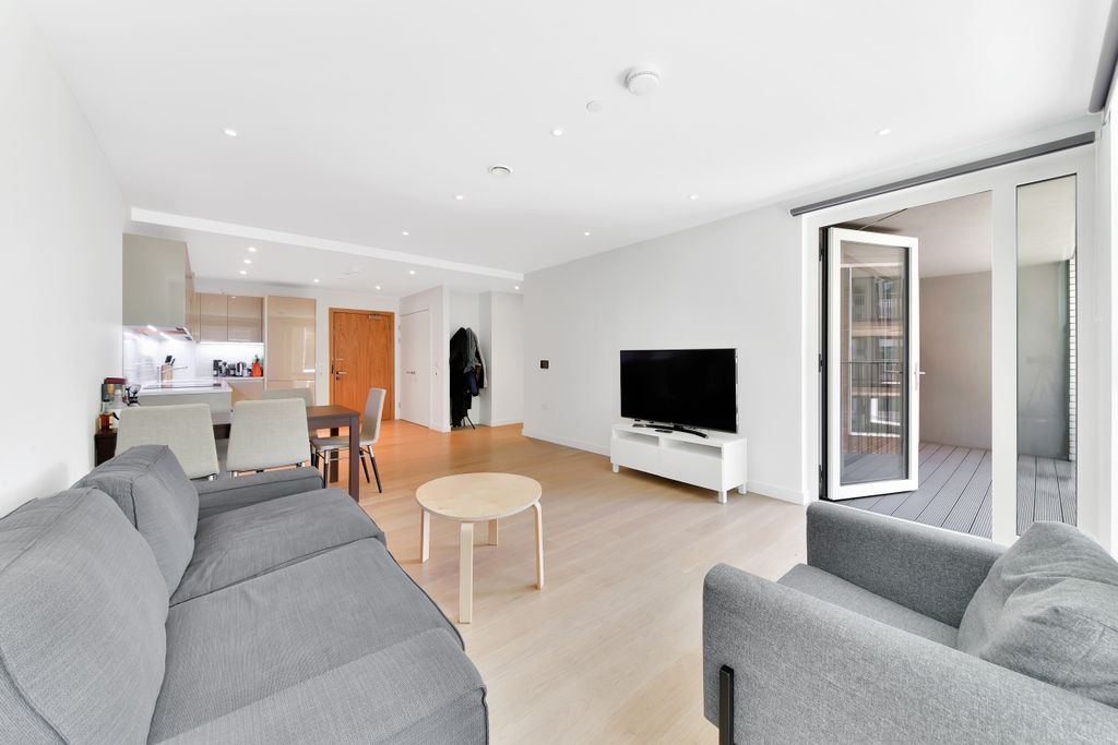 Property photo 1 of 10 Living Area