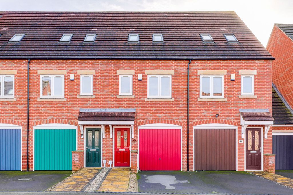 Property photo 1 of 20