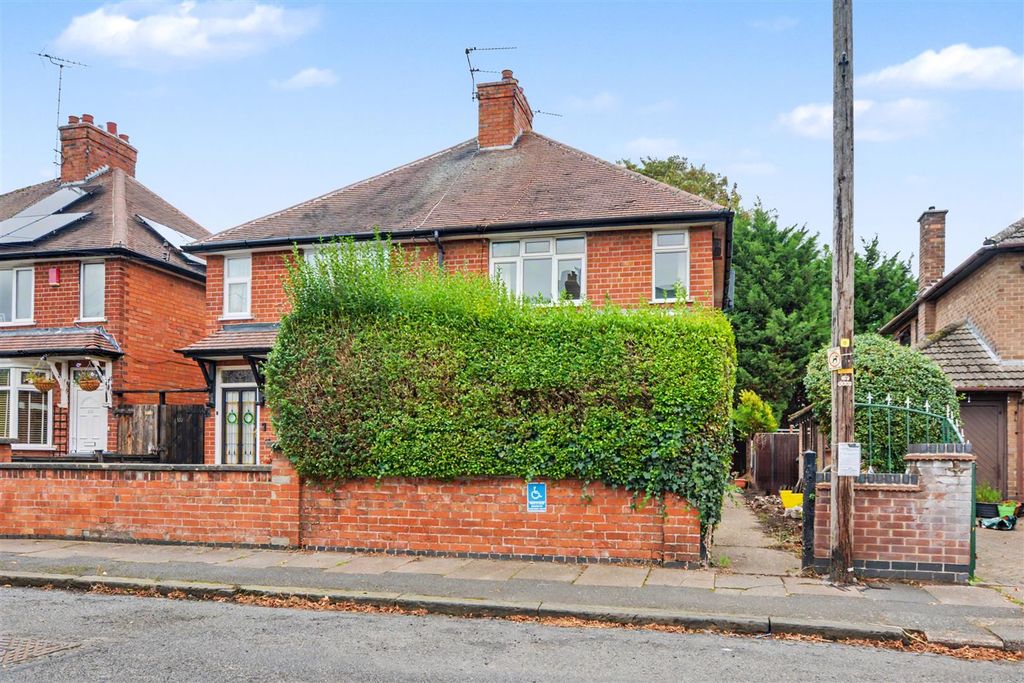 Property photo 1 of 15