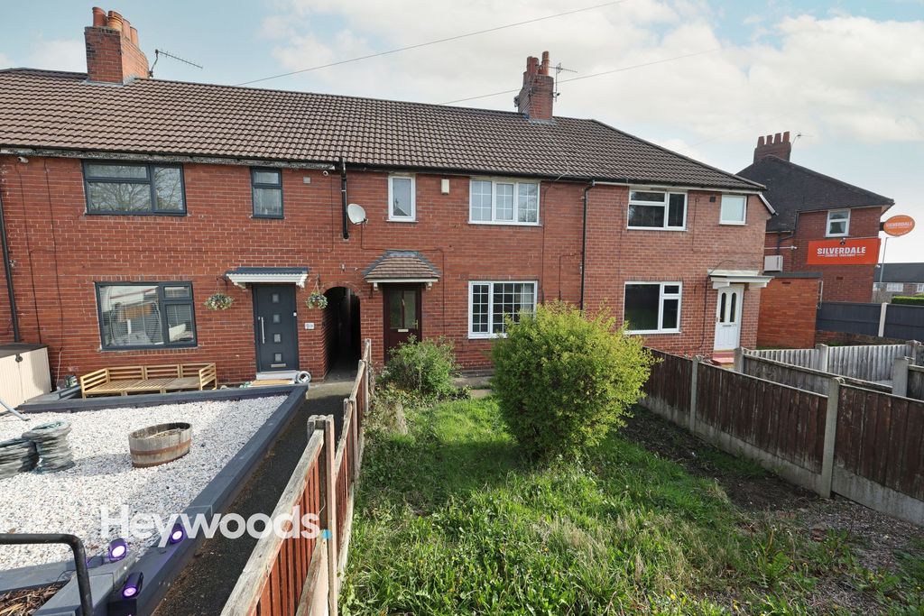 Property photo 1 of 30