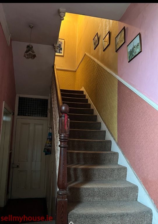 Property photo 2 of 3
