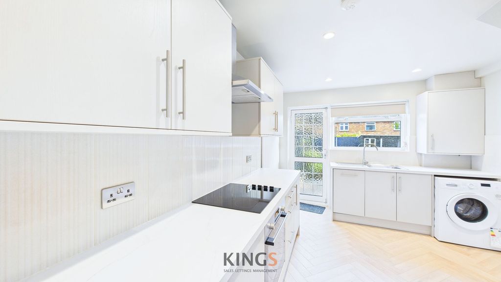 Property photo 1 of 15 Kitchen