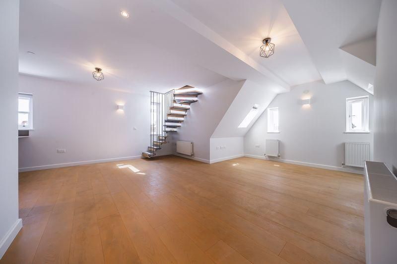 Property photo 2 of 9 2