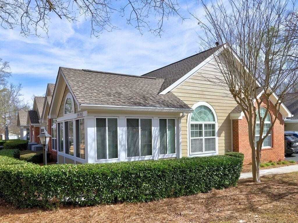 Property photo 1 of 26