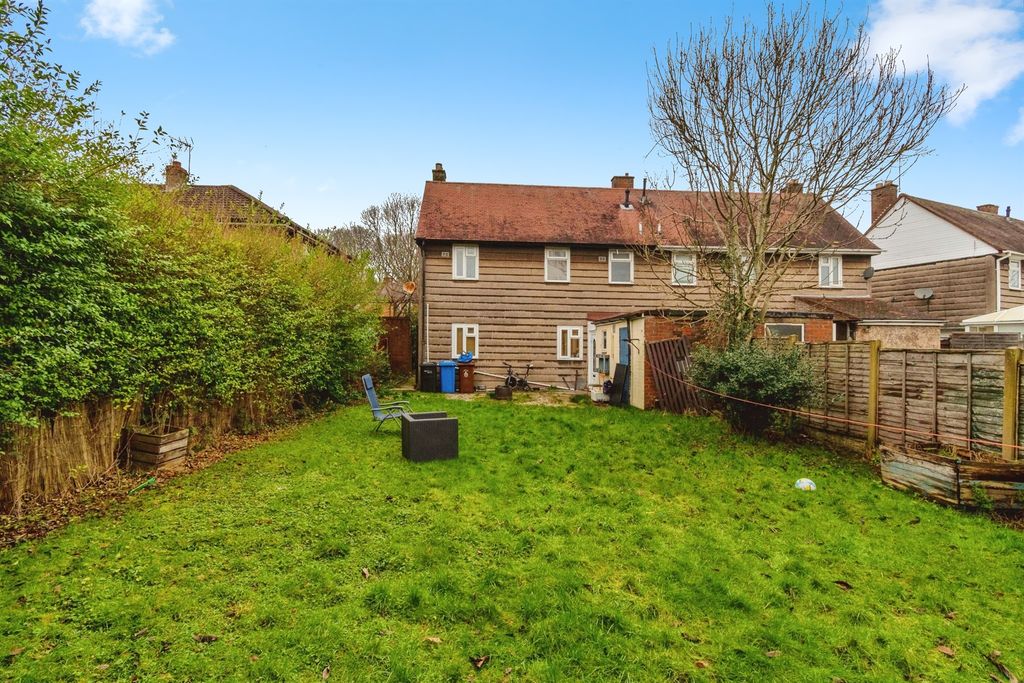 Property photo 2 of 14