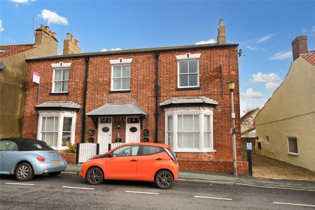 Property photo 2 of 10 Picture No. 17