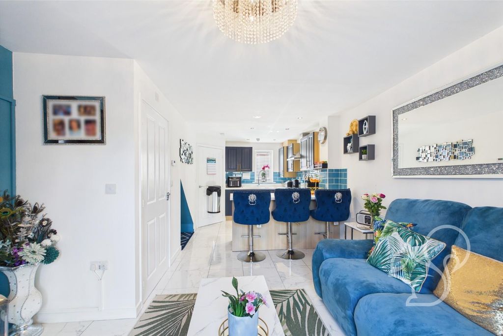 Property photo 2 of 27 Cam01659G0-Pr0453-Still007.Jpg