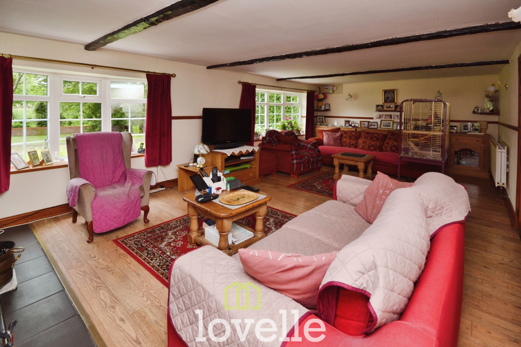 Property photo 2 of 22