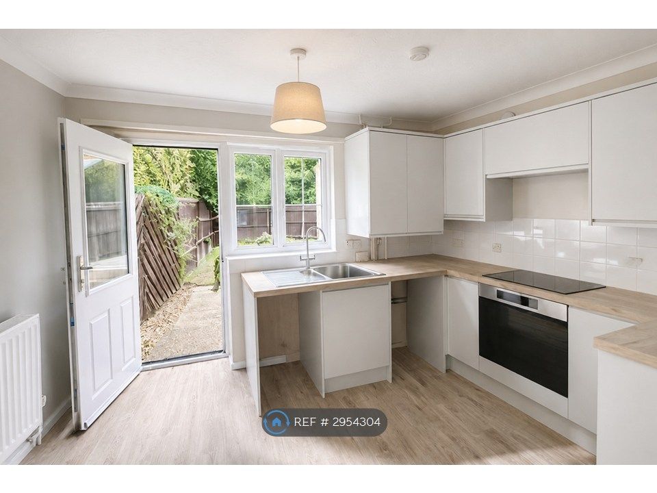 Property photo 2 of 7 Kitchen Diner
