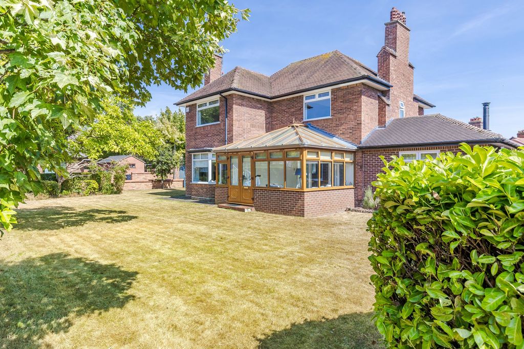 Property photo 1 of 38