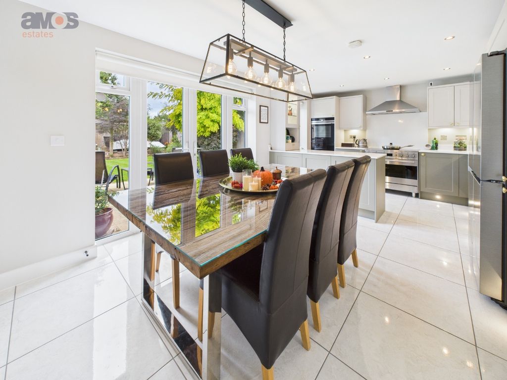 Property photo 2 of 31 4502974