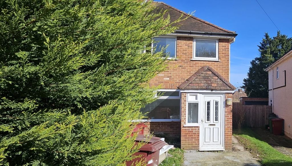 Property photo 2 of 4 Front.