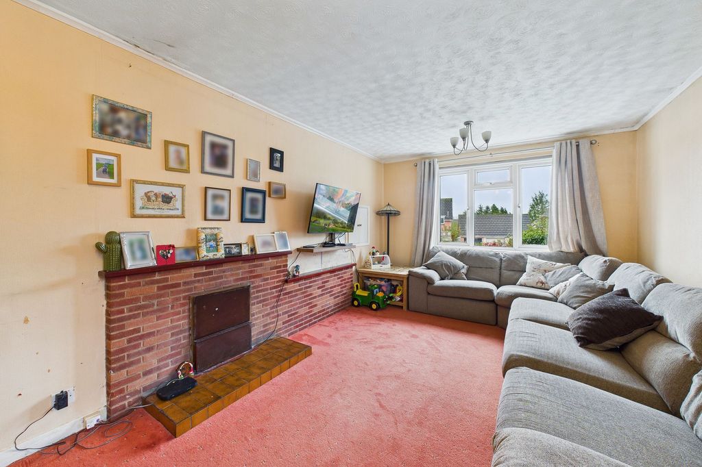 Property photo 2 of 15