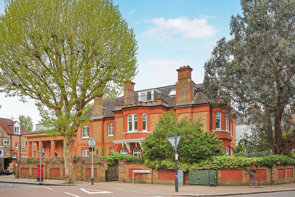 Property photo 1 of 14 Exterior