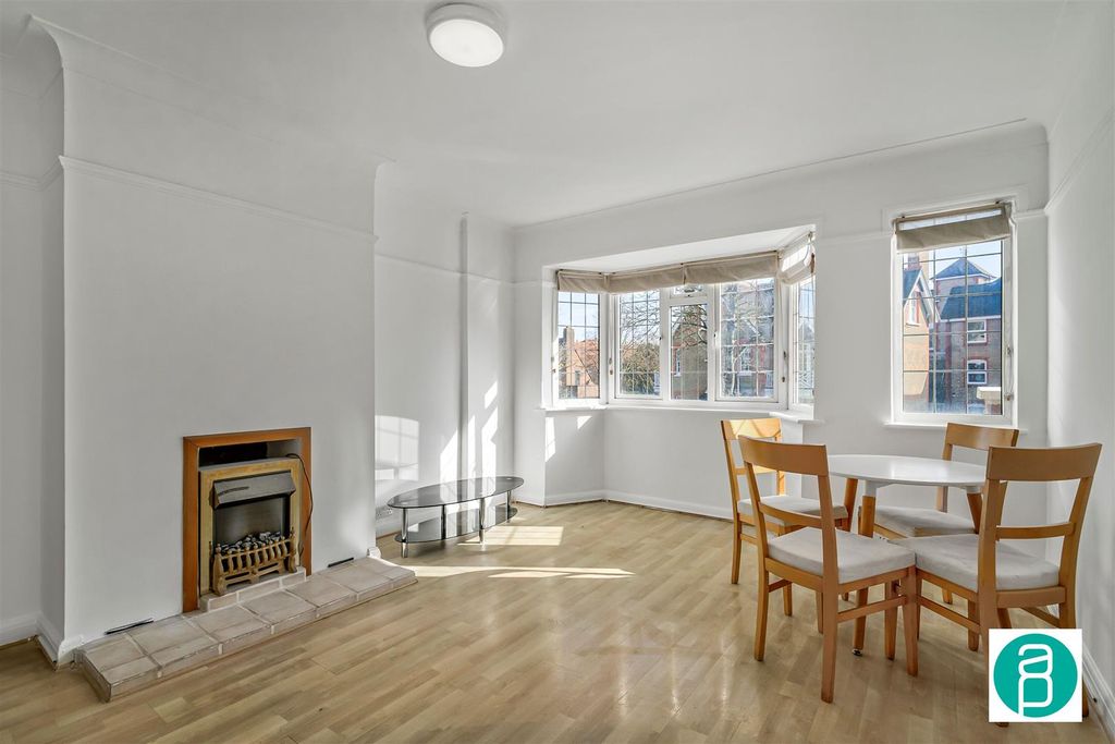 Property photo 1 of 13 4_Spring_House__105_Kingston_Road__Sw19-13.Jpg