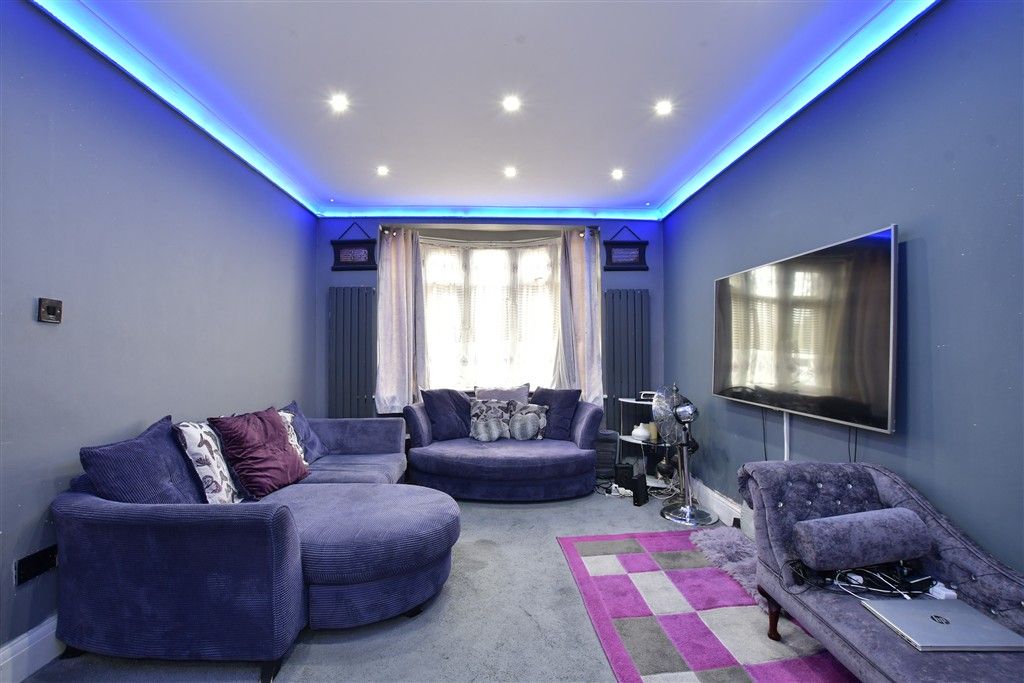 Property photo 2 of 9 Lounge/ Dining Room