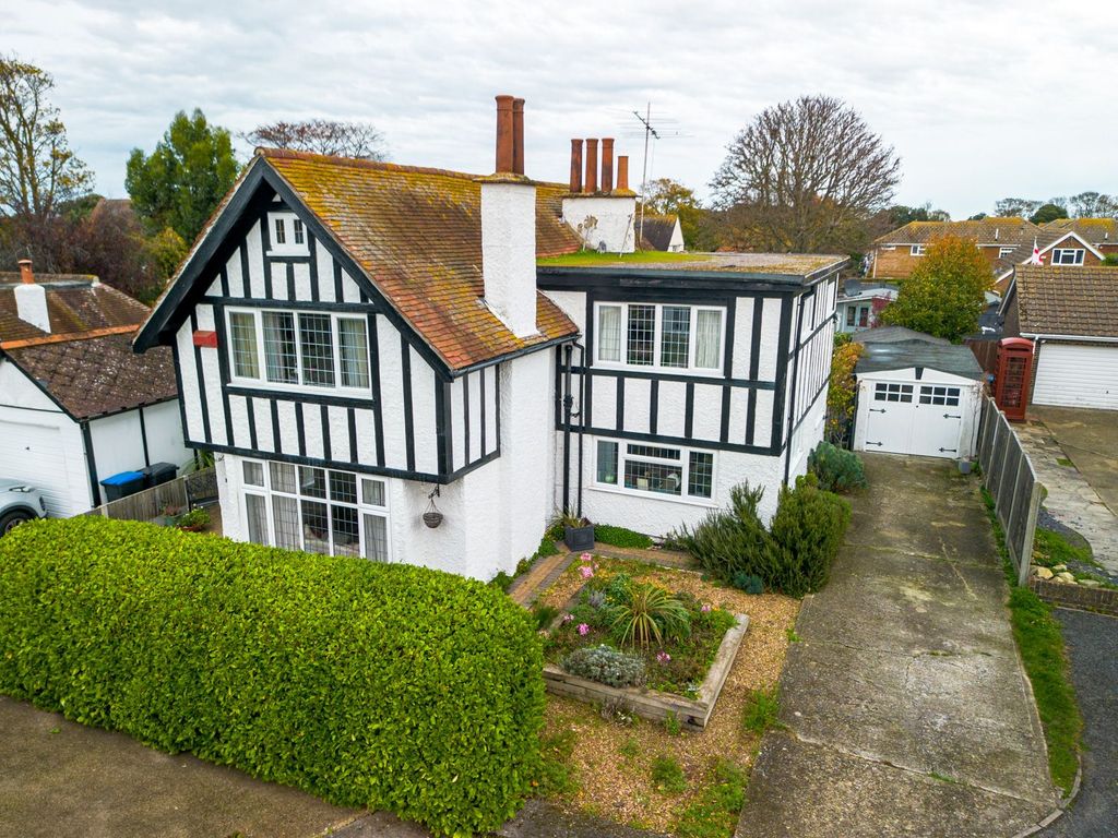 Property photo 1 of 35