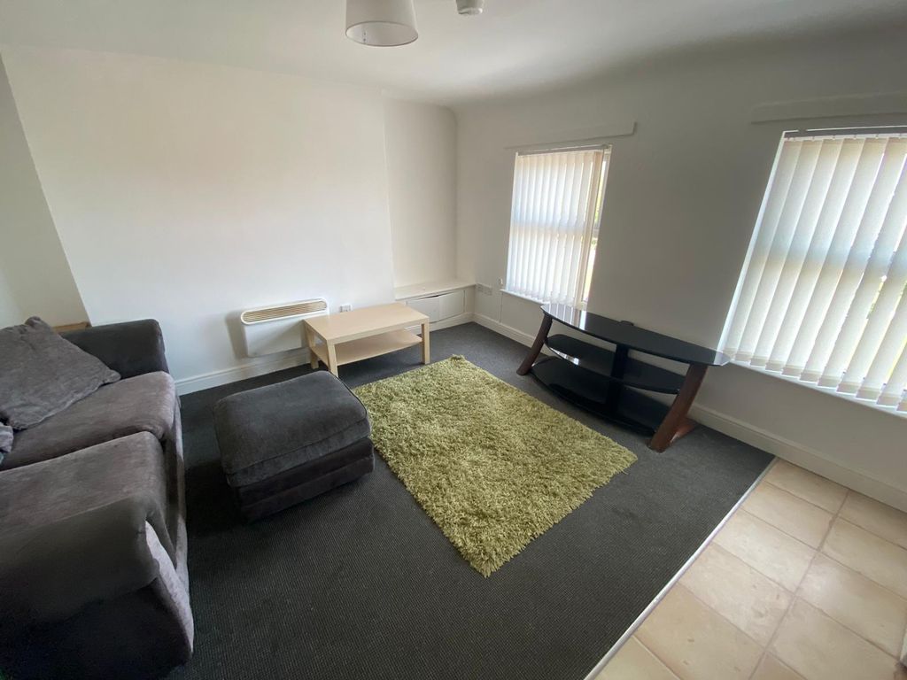 Property photo 3 of 5