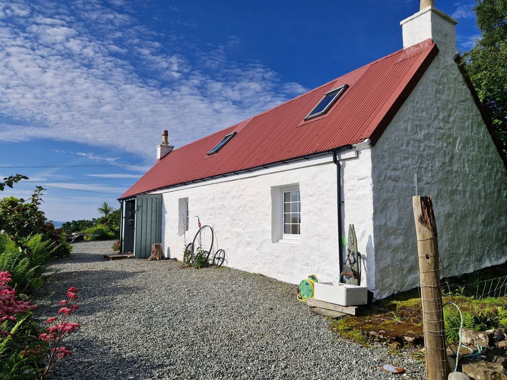 Property photo 1 of 54