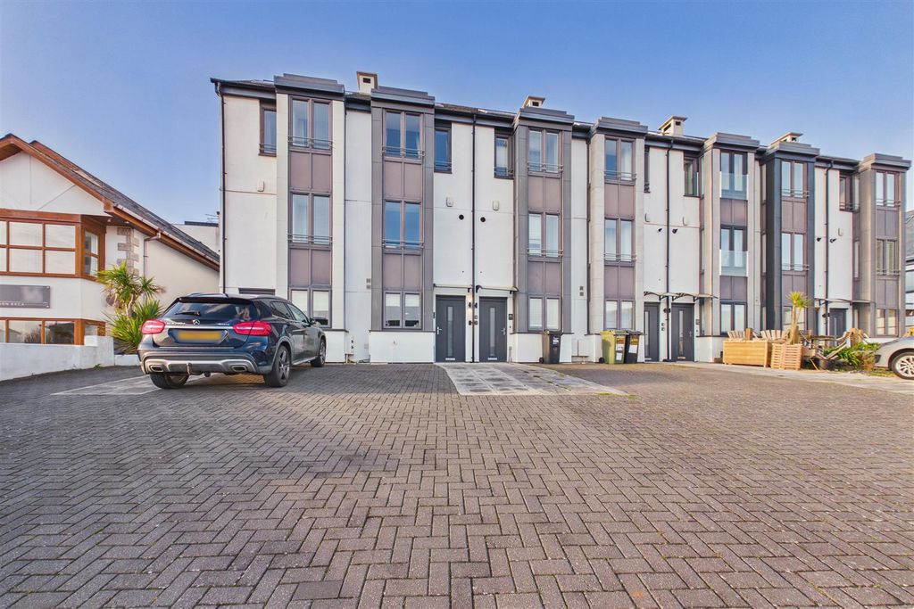 Property photo 1 of 30 17 Ocean Heights