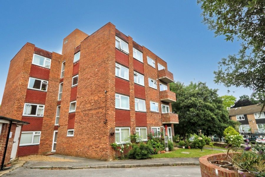 Property photo 1 of 8
