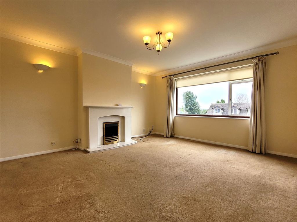 Property photo 2 of 8 Picture No. 06