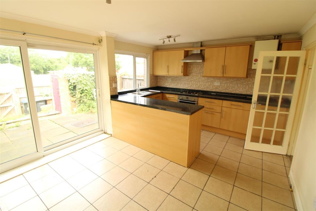 Property photo 2 of 6 Nel.Jpg