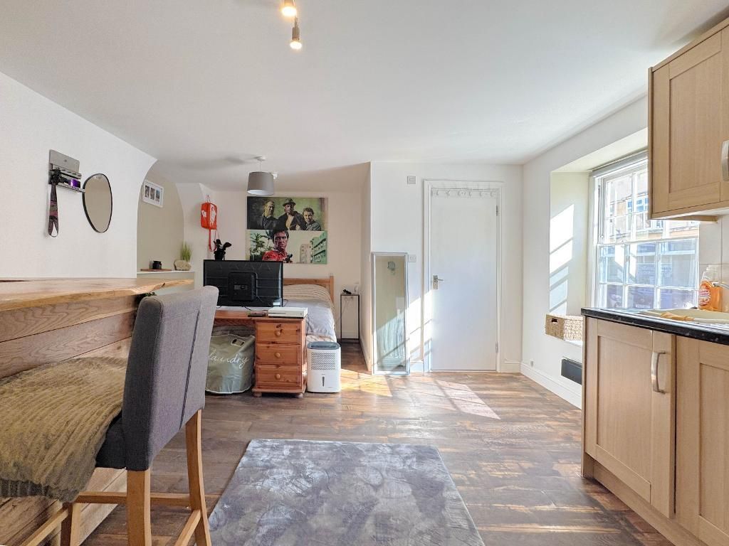 Property photo 2 of 9 Photo 2