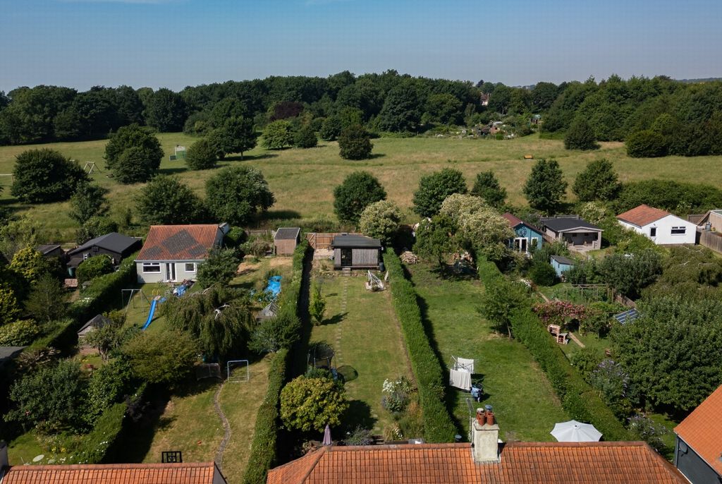 Property photo 2 of 35 Eaton Lands