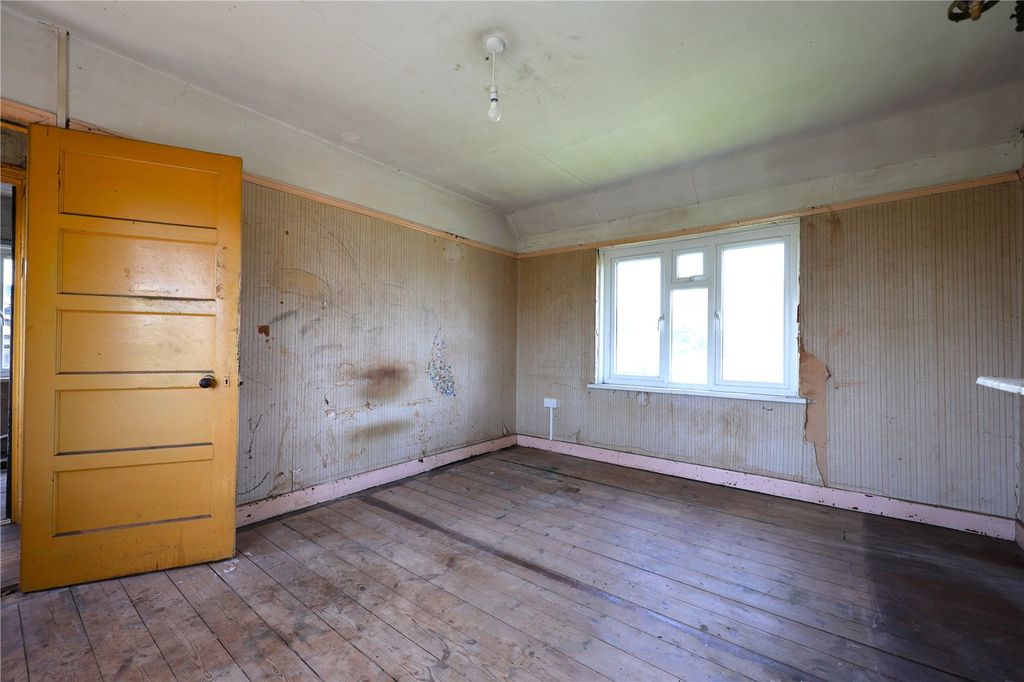 Property photo 3 of 19 Picture No. 03