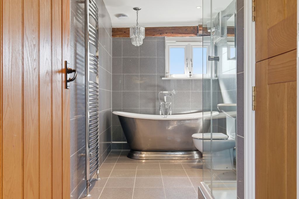Additional image 20 of 5 bed barn conversion for saleThe Barn, Church Street, Billericay CM11