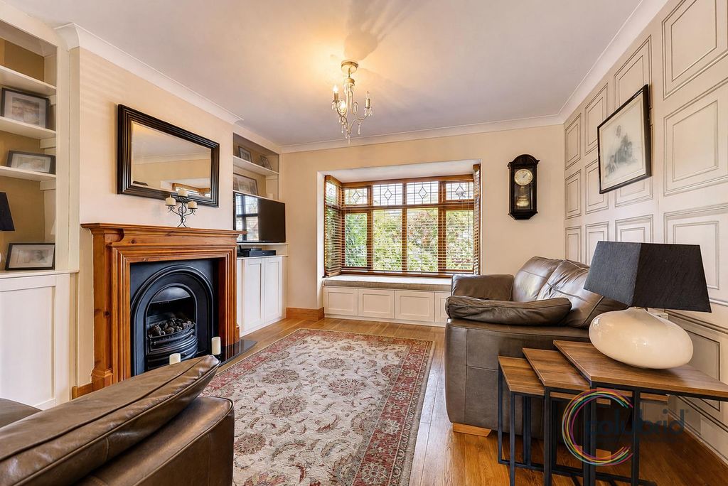 Property photo 2 of 24