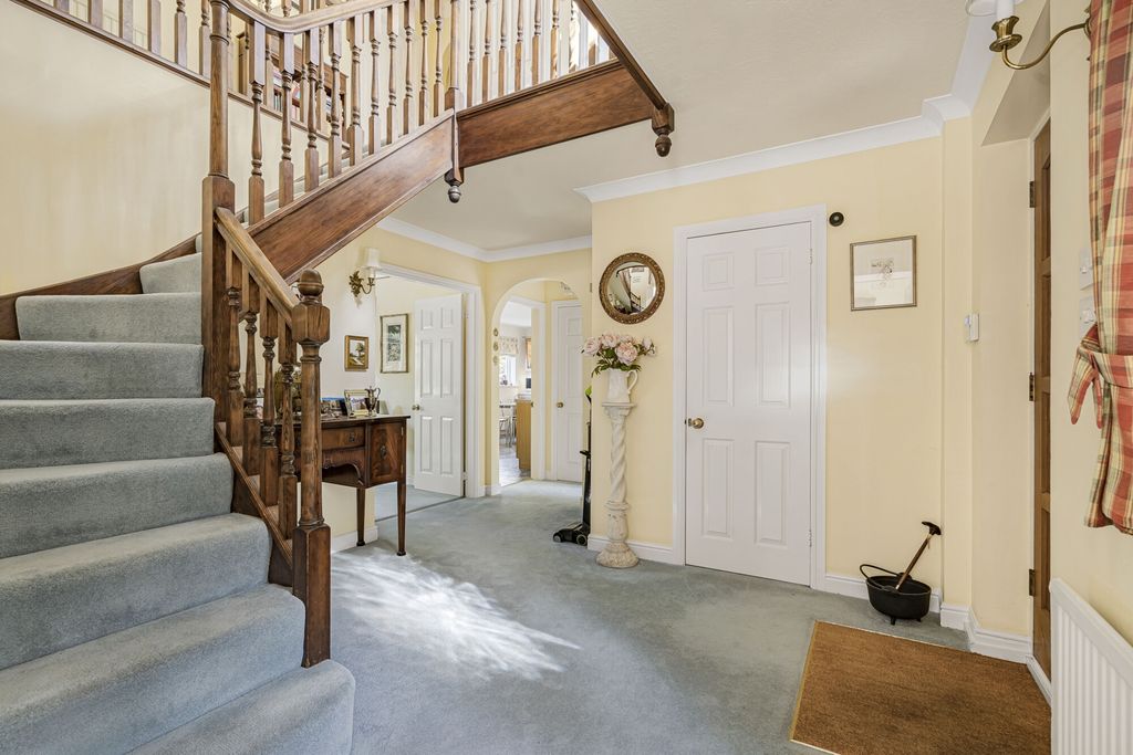 Property photo 3 of 36 Hallway