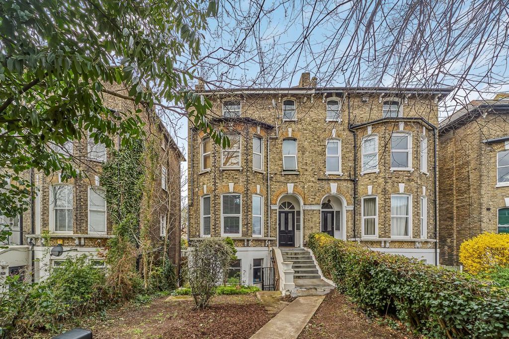 Property photo 1 of 5