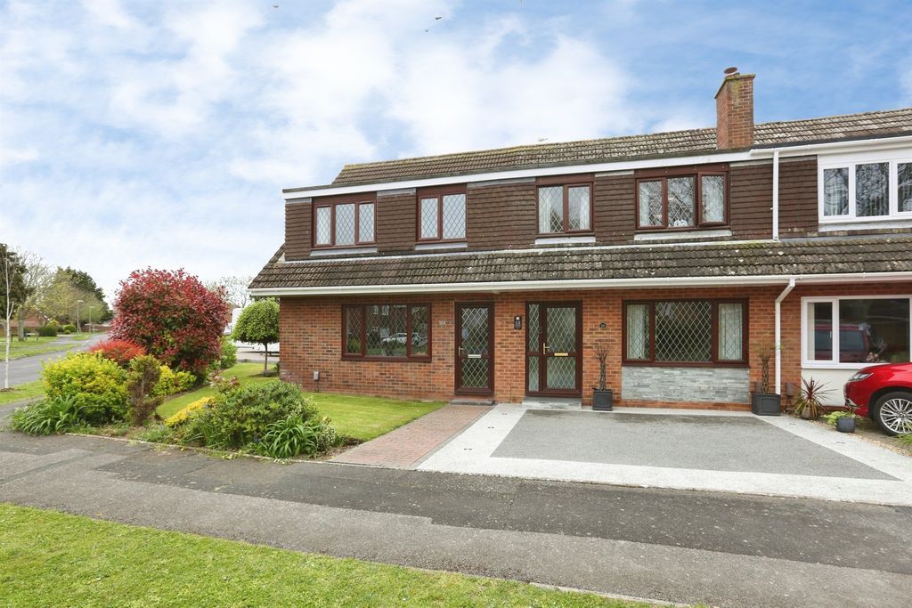 Property photo 1 of 20