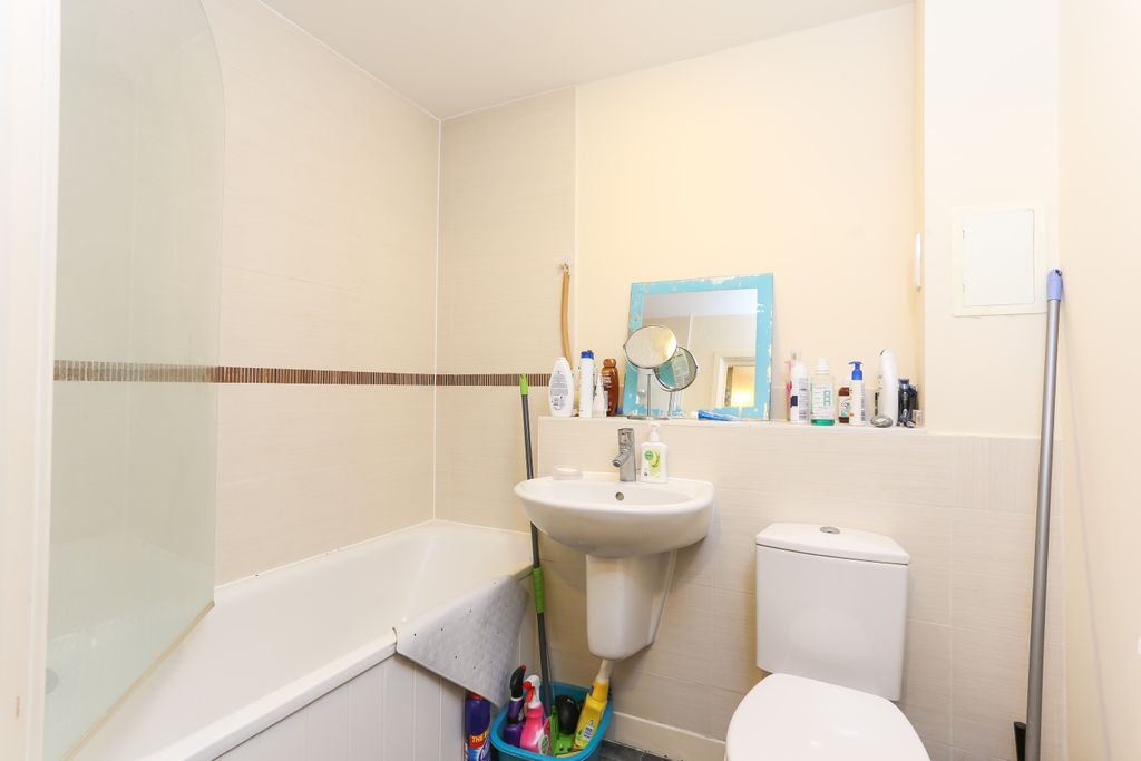 Property photo 3 of 7