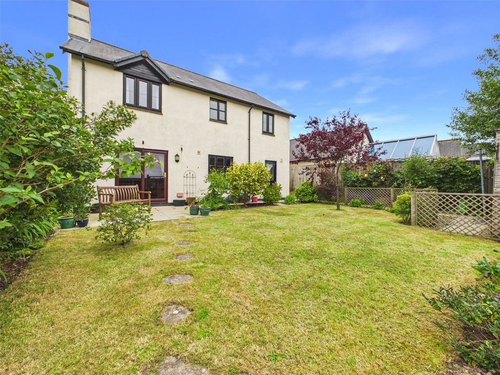 Property photo 2 of 21 Picture No. 05