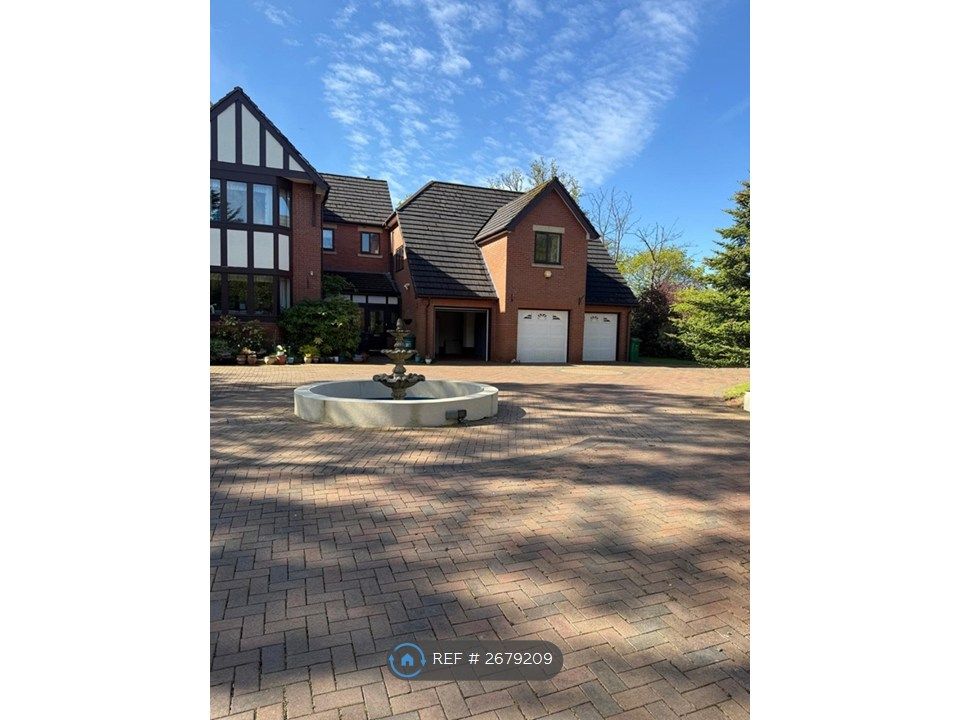 Property photo 2 of 31