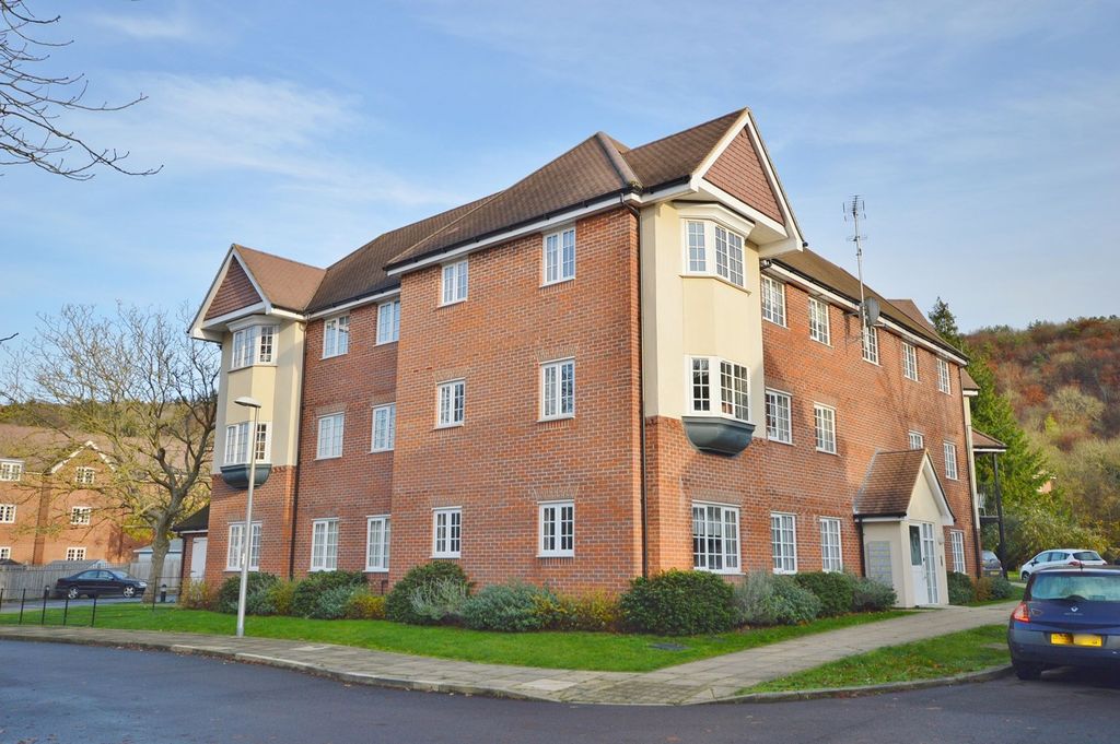 Property photo 1 of 7