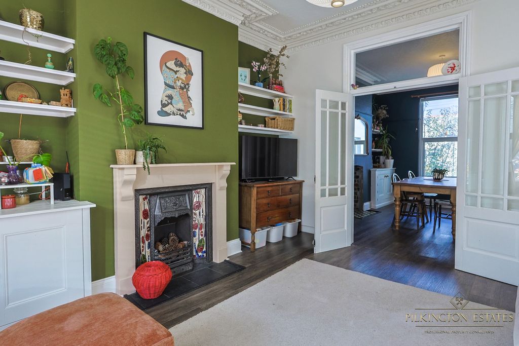 Property photo 3 of 17 4633765