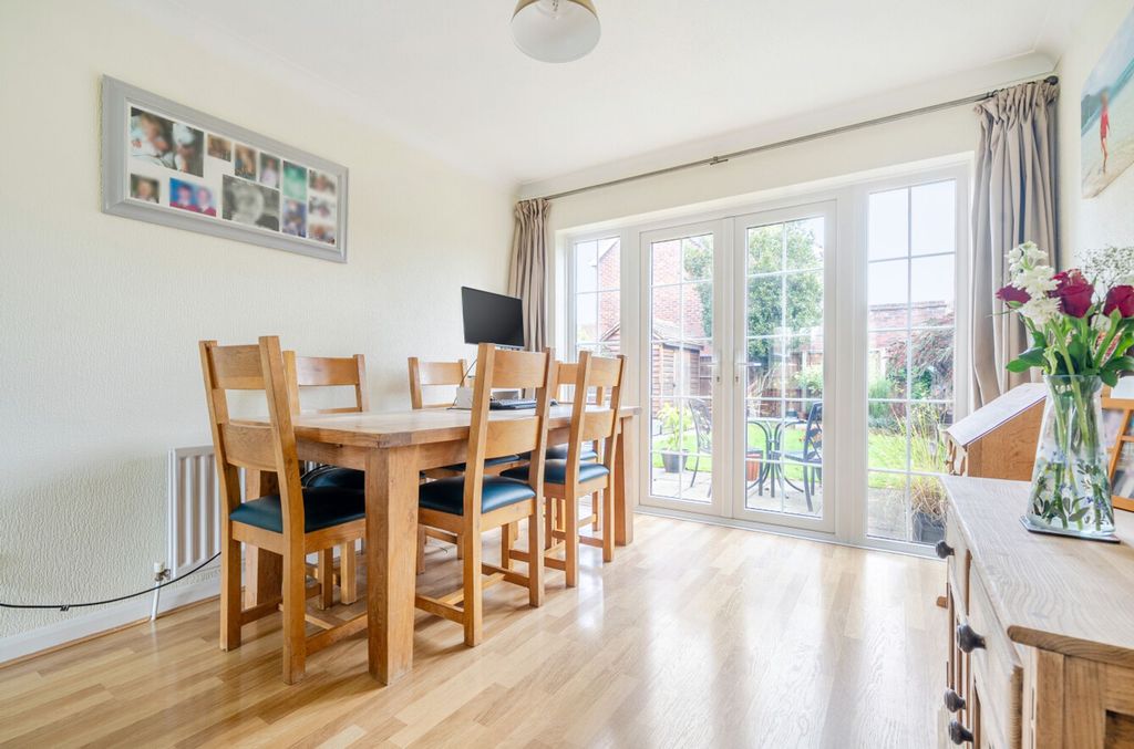 Property photo 3 of 16