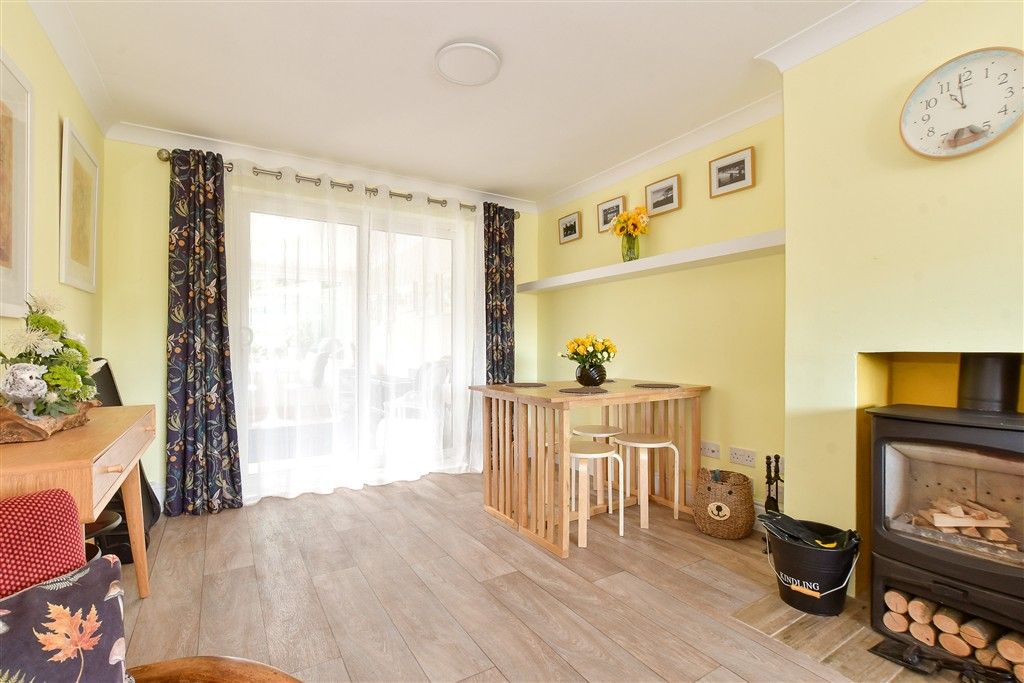 Property photo 3 of 15 Lounge/ Dining Room