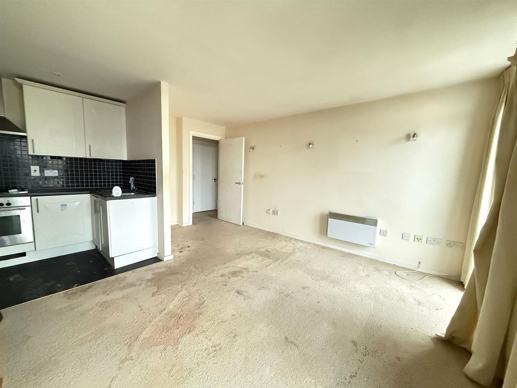 Property photo 2 of 7 02.Jpg