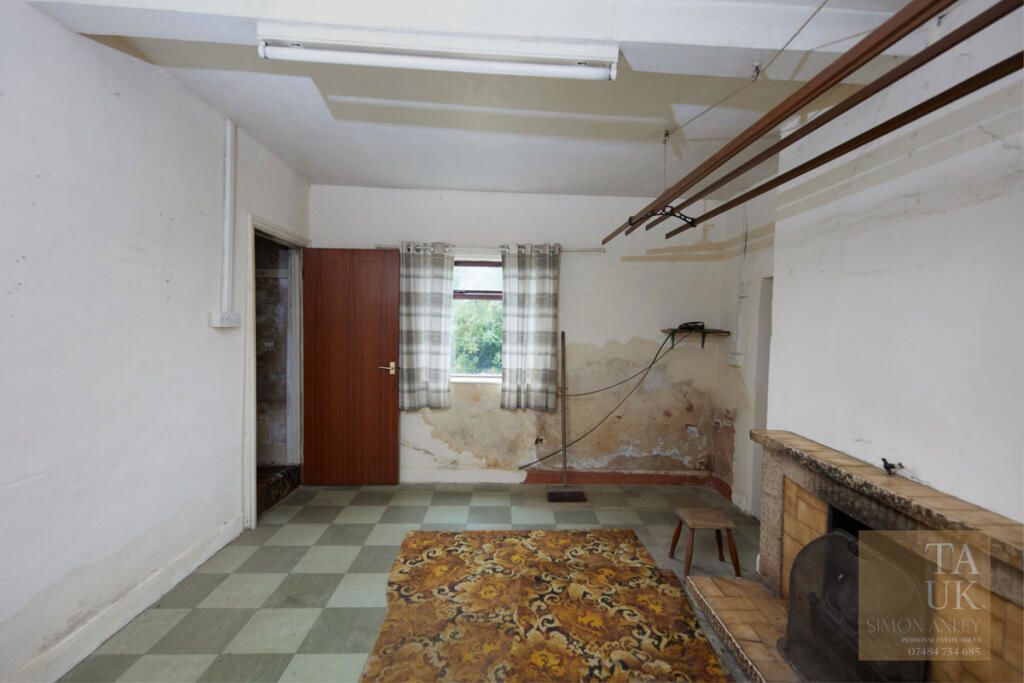 Property photo 3 of 33