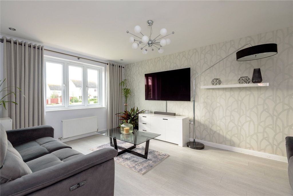 Property photo 2 of 30 Brand Court 12