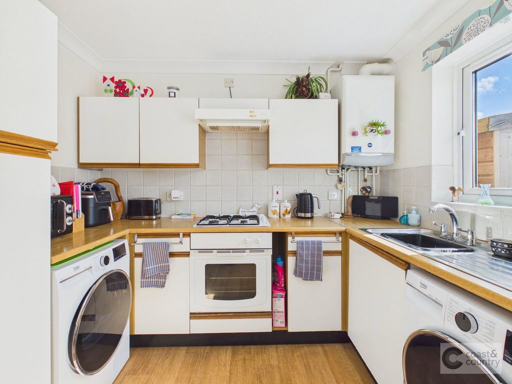 Property photo 3 of 13