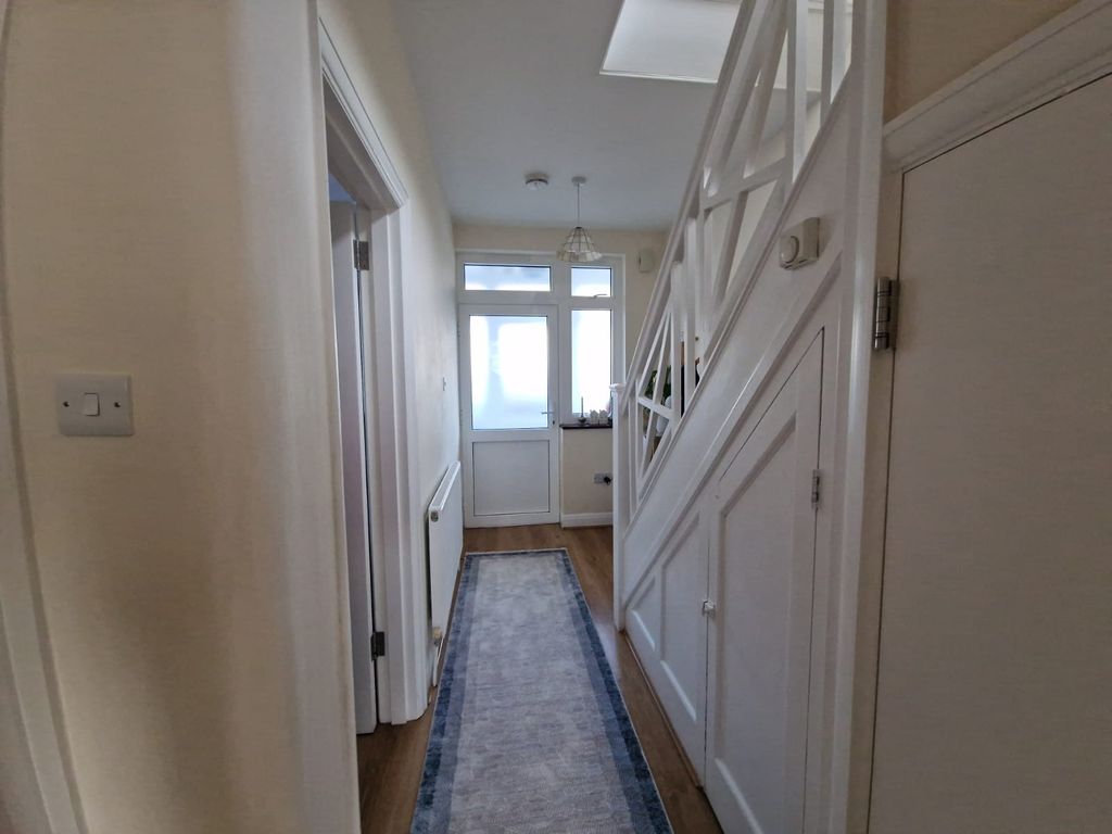 Property photo 3 of 13 Gallery