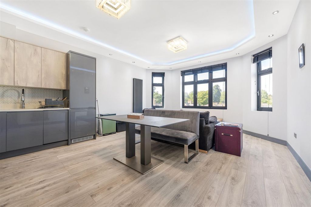 Property photo 3 of 11 Kitchen/Living Room