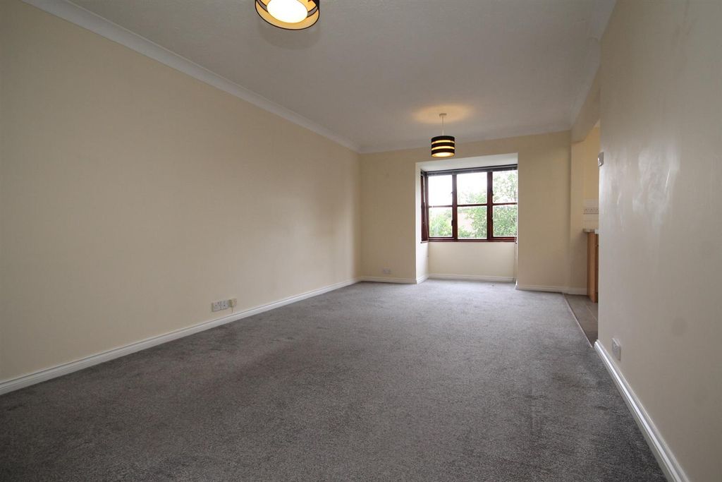 Property photo 2 of 9 Img_8128.Jpg